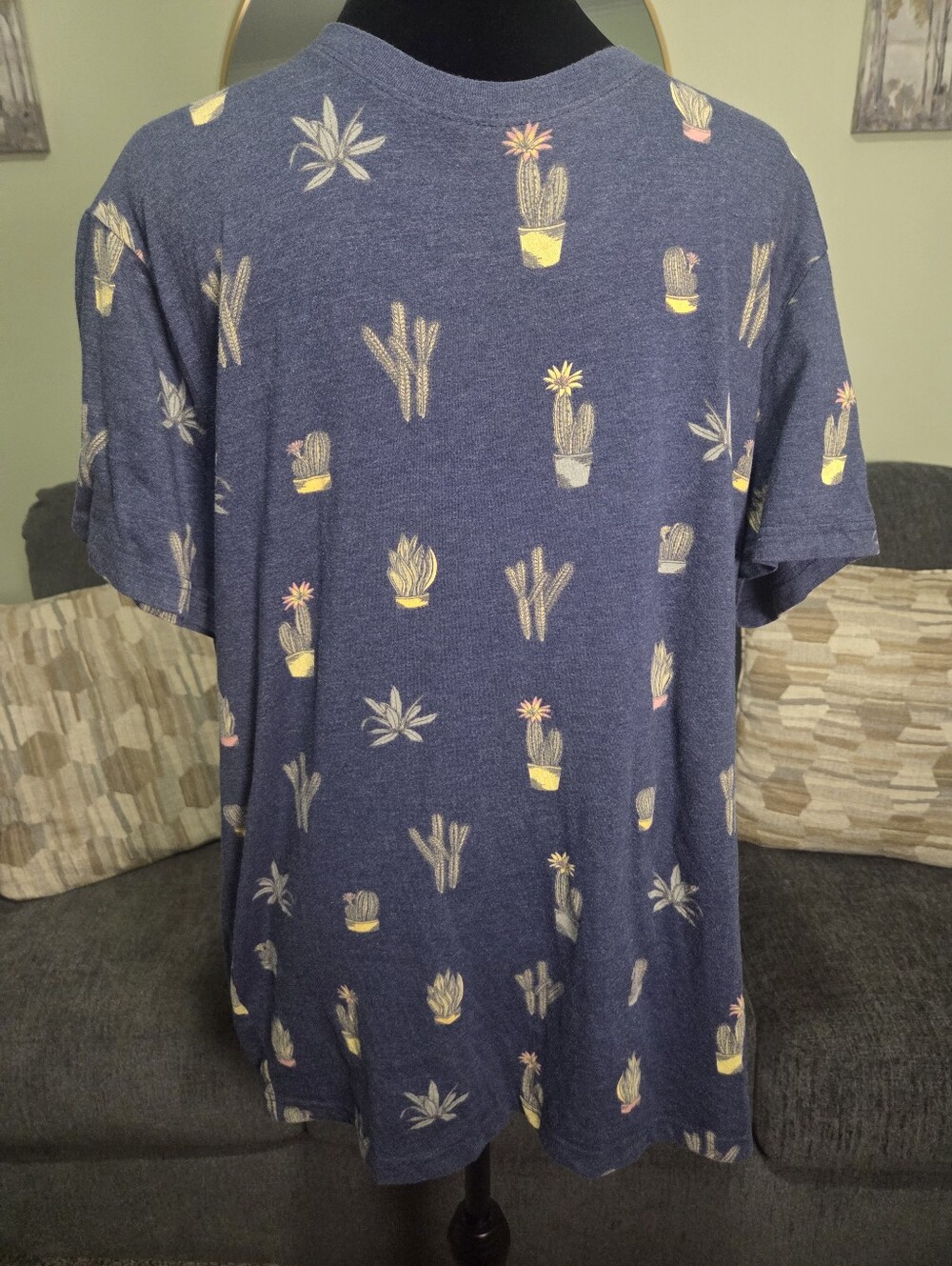 Aeropostale Navy Short Sleeve Shirt with Cactus Print